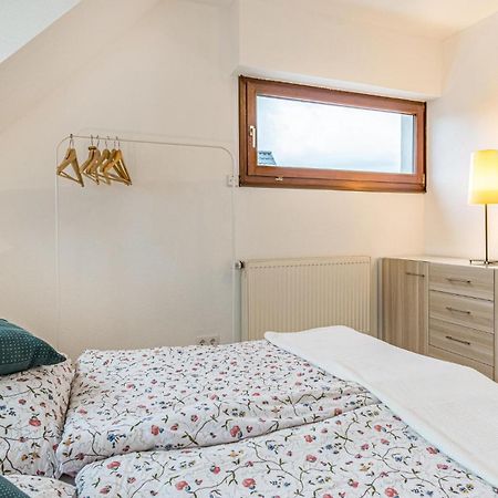 Amazing home in Hennstedt with WiFi, 2 Bedrooms&Sauna Buitenkant foto